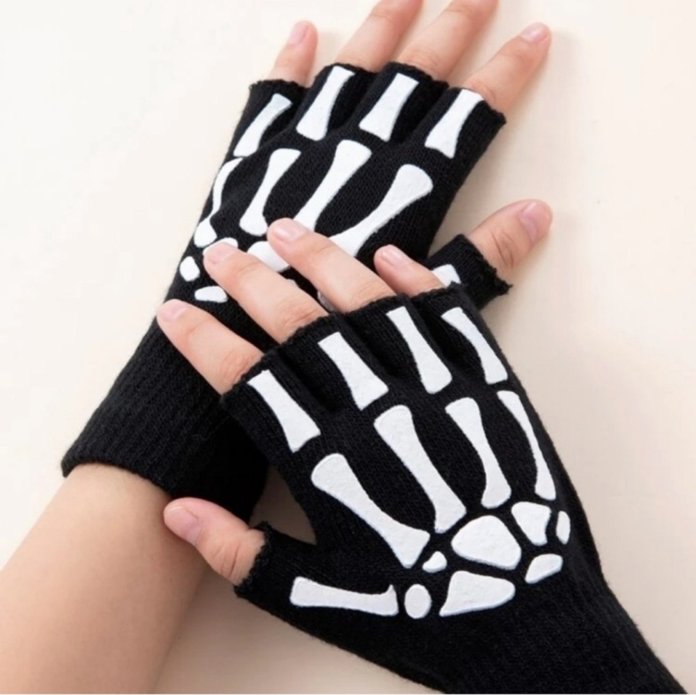 Crossbone/skeleton fingerless gloves